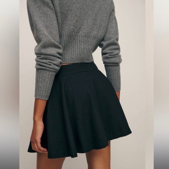 Reformation Dakota Womens Wool Flutter Mini Skirt in Black Size‎ 0 - Picture 2 of 10